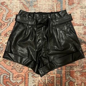 Abercrombie & Fitch black faux leather shorts-S
